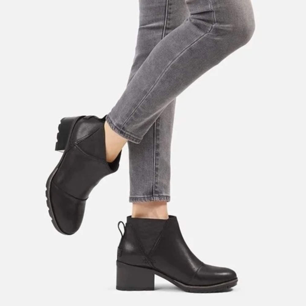 Sorel Women's Black Leather Cate Chelsea‎ Bootie Heeled Boots